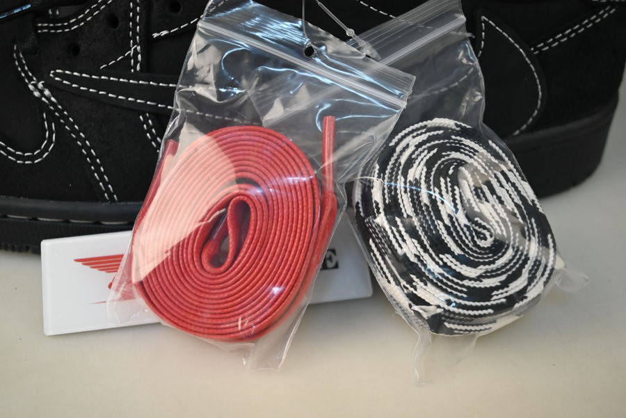 Travis Scott x Air Jordan 1 Low OG “Black Phantom” DM7866-001