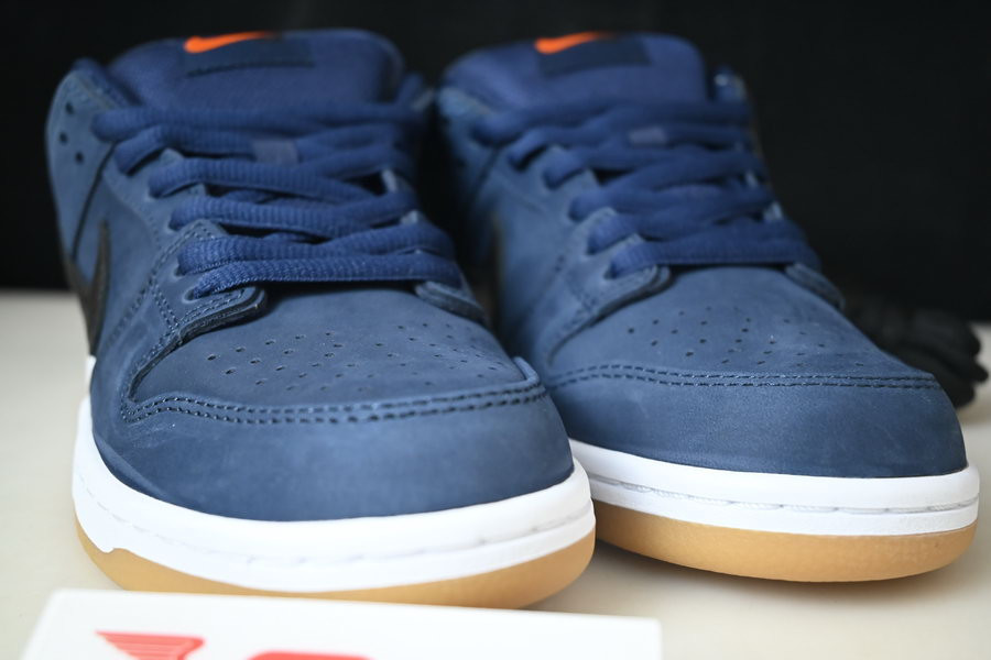 Nike Dunk Low Pro ISO SB