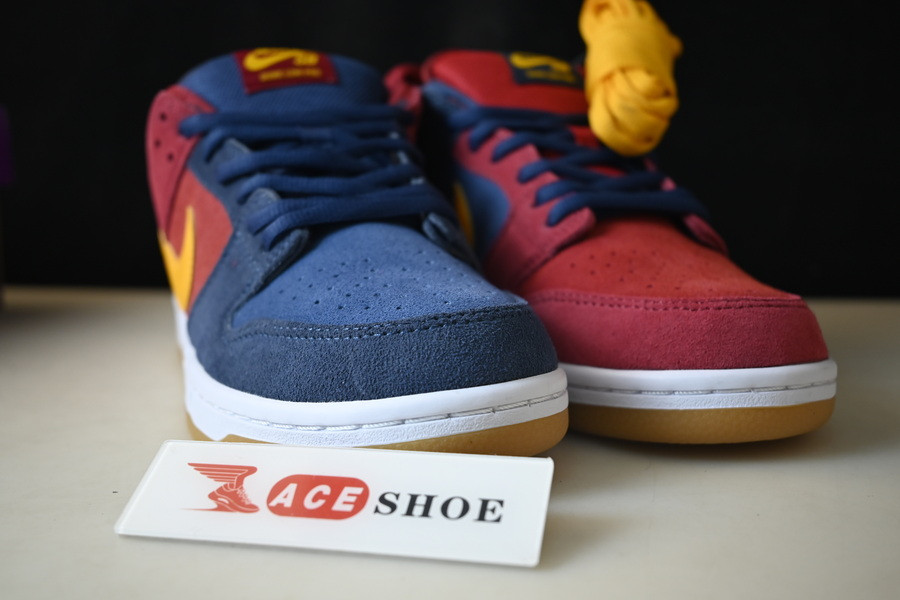NIKE SB DUNK LOW “BARCELONA” DJ0606-400