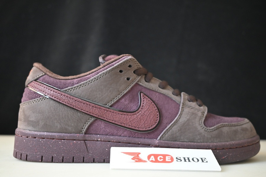 Nike SB Dunk Low Premium Valentine