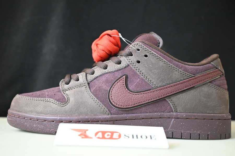 Nike SB Dunk Low Premium Valentine