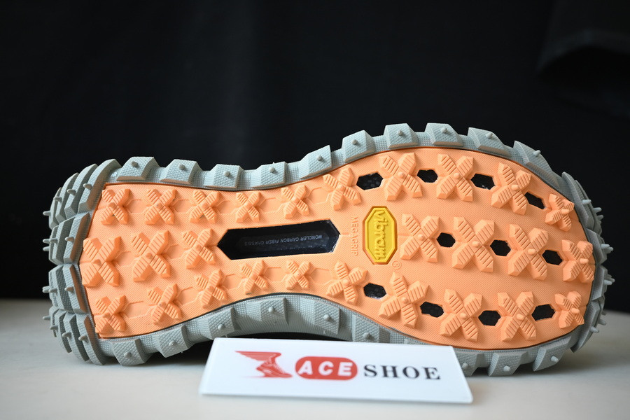 MONcler Trailgrip Gore-Tex