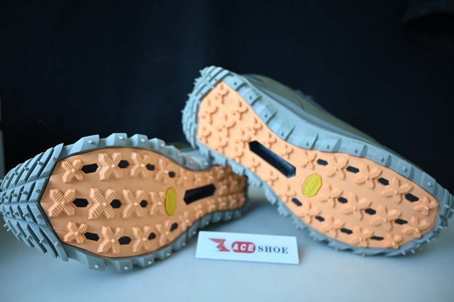 MONcler Trailgrip Gore-Tex