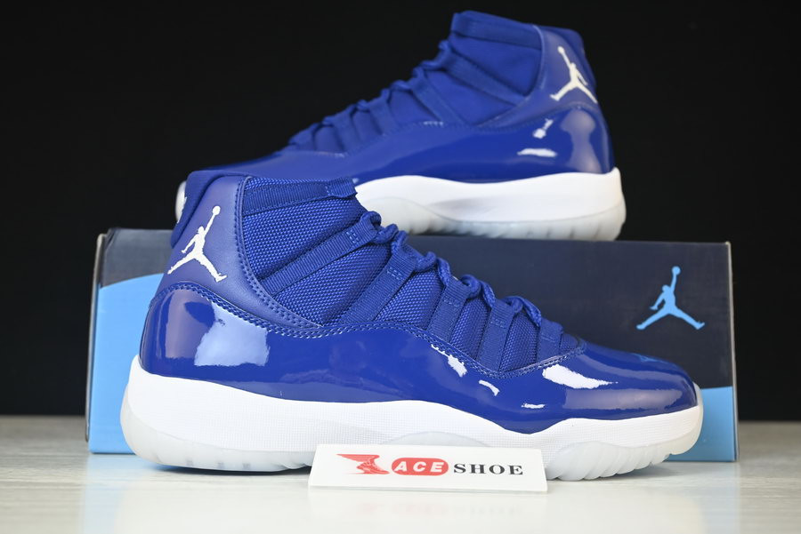 AIR JORDAN 11 RETRO