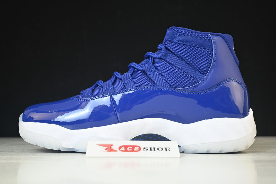 AIR JORDAN 11 RETRO