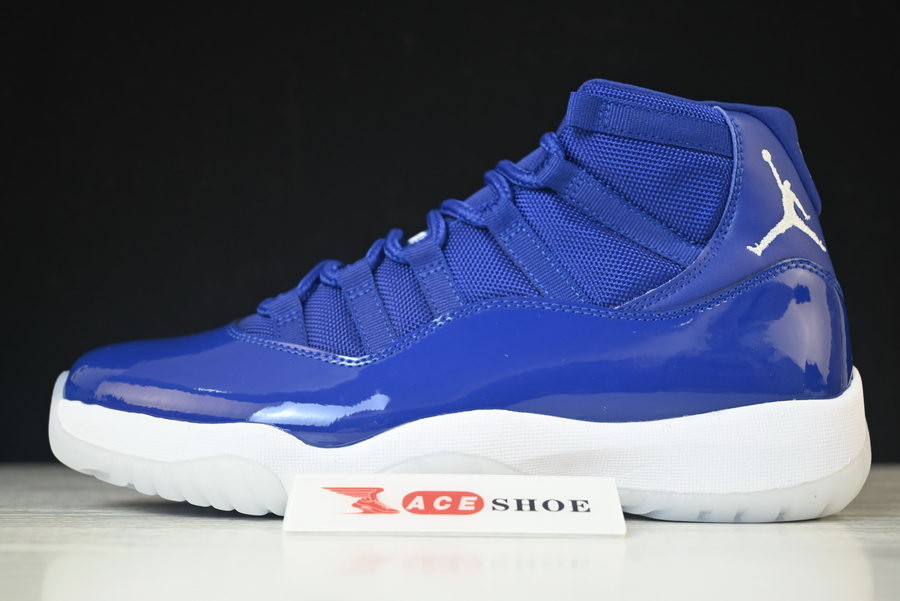 AIR JORDAN 11 RETRO