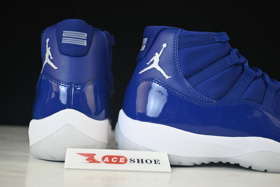 AIR JORDAN 11 RETRO