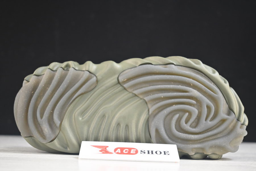 CROCS POLLEX CLOG BY SALEHE BEMBURY CUCUMBER 207393-309