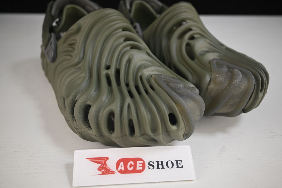 CROCS POLLEX CLOG BY SALEHE BEMBURY CUCUMBER 207393-309