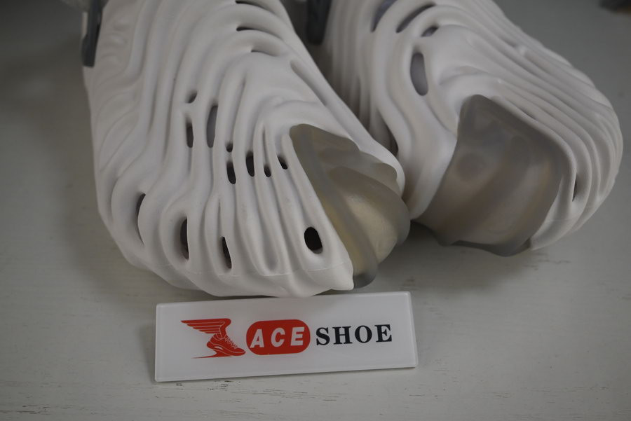 CROCS POLLEX CLOG BY SALEHE BEMBURY SPACKLE ALMOST WHITE