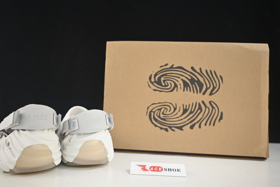 CROCS POLLEX CLOG BY SALEHE BEMBURY STRATUS 207393-1CN