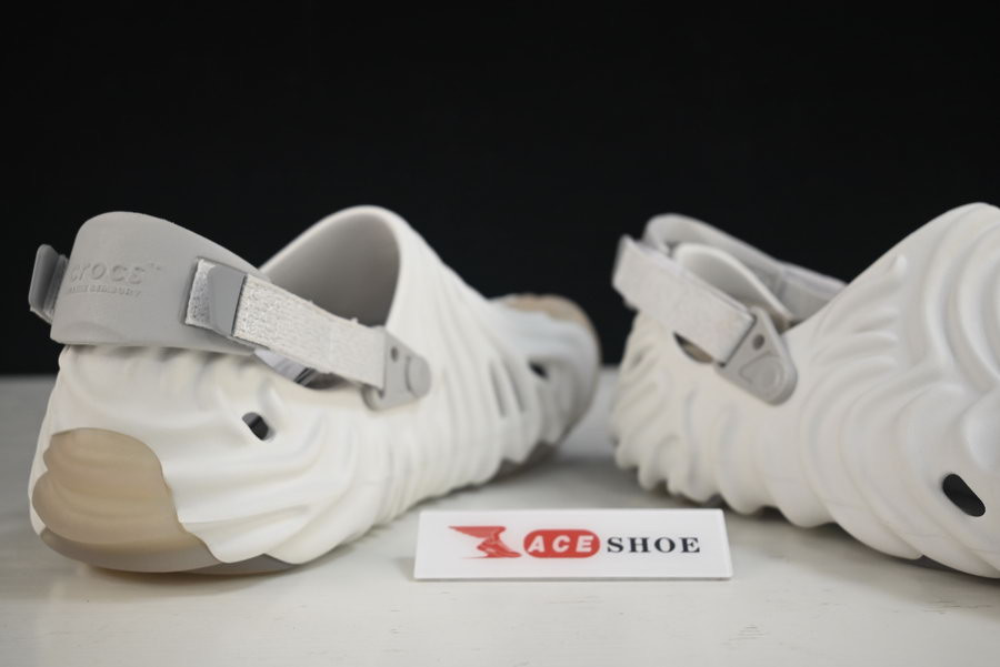 CROCS POLLEX CLOG BY SALEHE BEMBURY STRATUS 207393-1CN