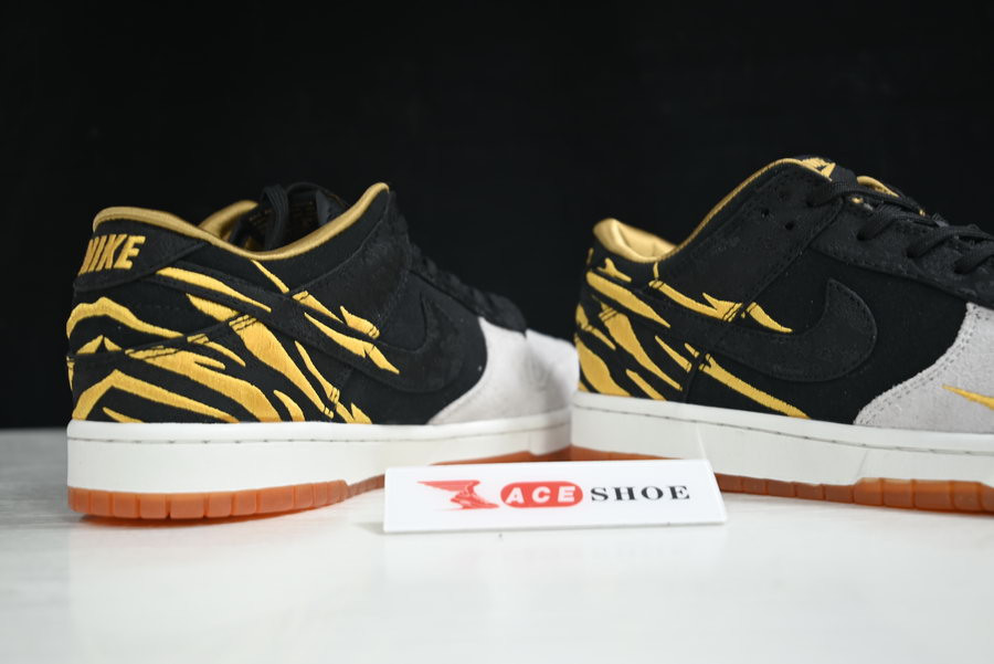 NIKE DUNK LOW “YEAR OF THE TIGER” DQ5351-001