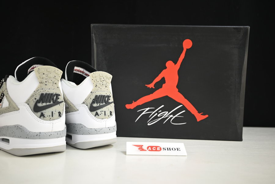 AIR JORDAN 4 RETRO OG "WHITE CEMENT 2016 RELEASE" 840606-192