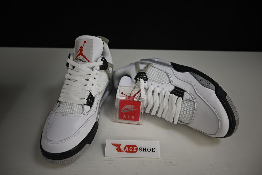 AIR JORDAN 4 RETRO OG "WHITE CEMENT 2016 RELEASE" 840606-192