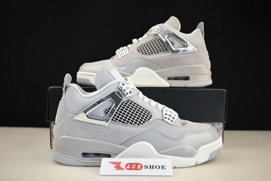 Air Jordan 4 Womens Frozen Moments AQ9129-001