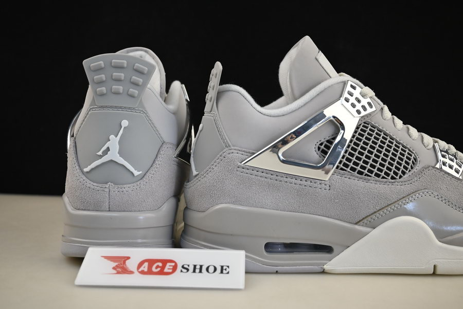Air Jordan 4 Womens Frozen Moments AQ9129-001