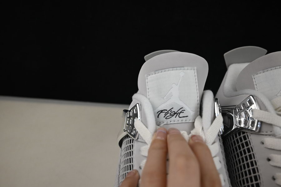 Air Jordan 4 Womens Frozen Moments AQ9129-001