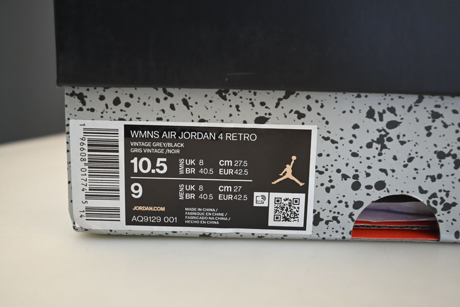 Air Jordan 4 Womens Frozen Moments AQ9129-001