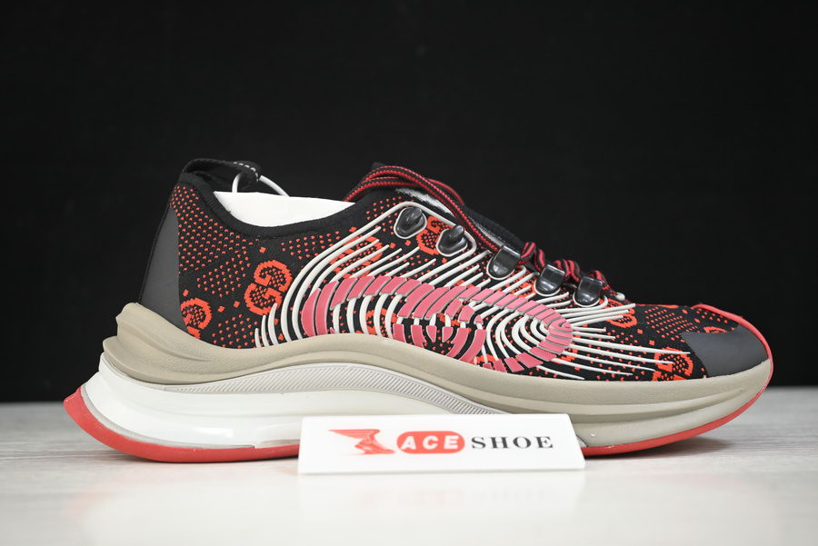 G*u*i sneaker