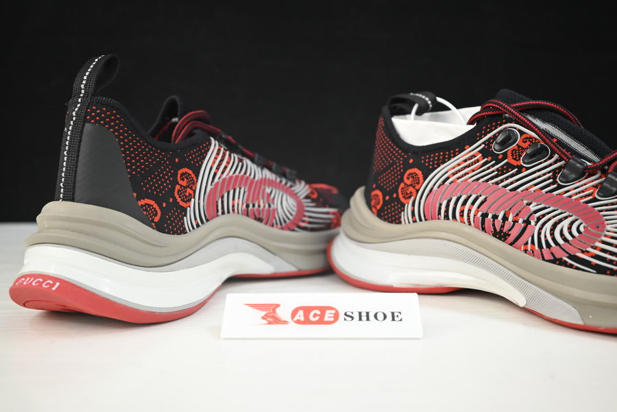 G*u*i sneaker