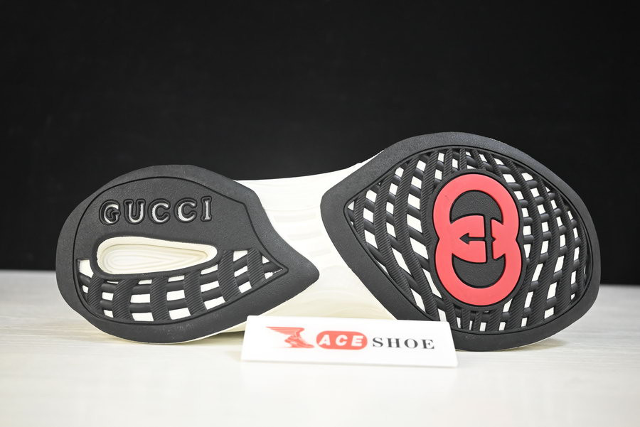 G*u*i sneaker