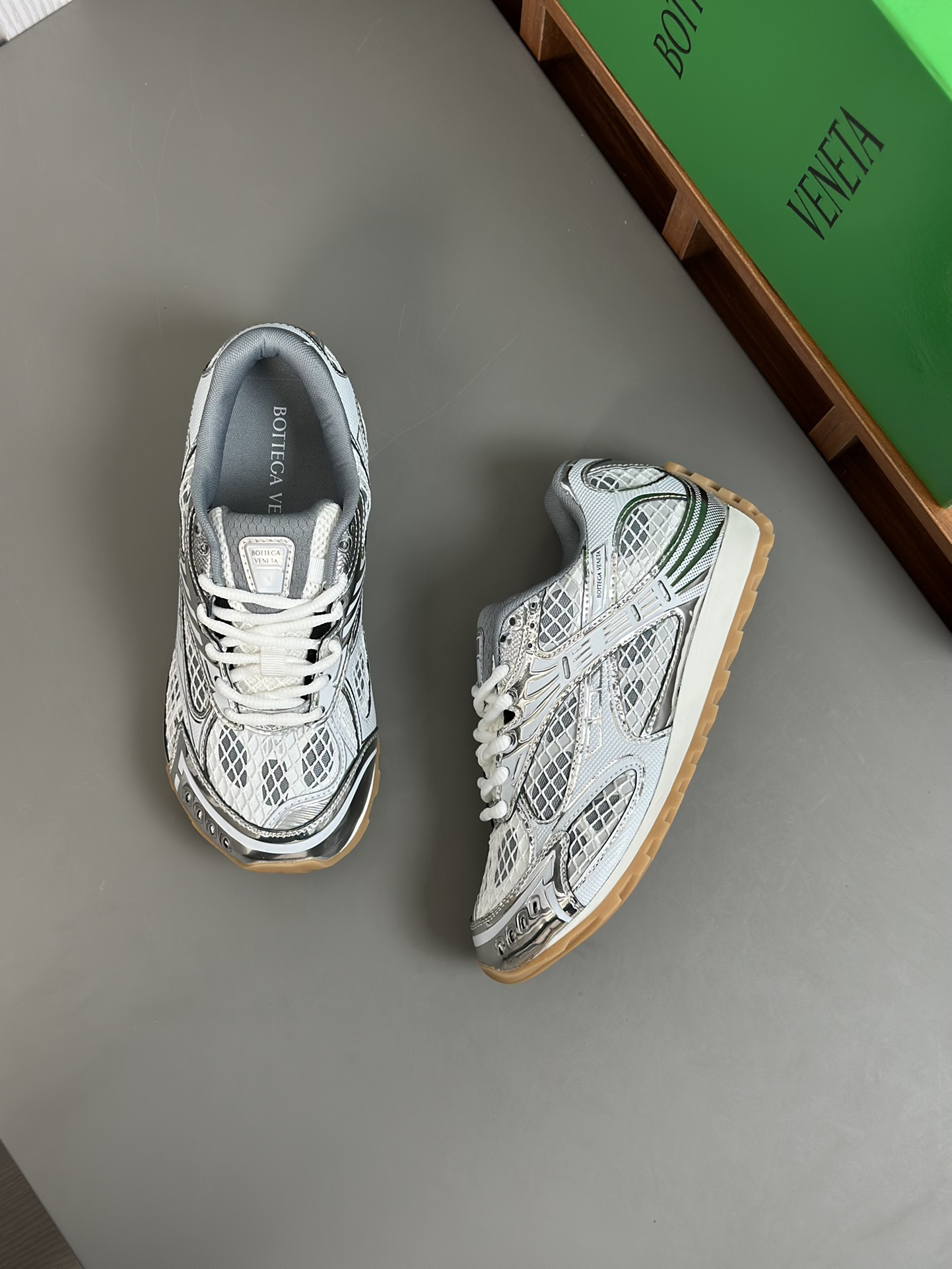 bo*te*ga Ve*ne*ta orbit sneaker