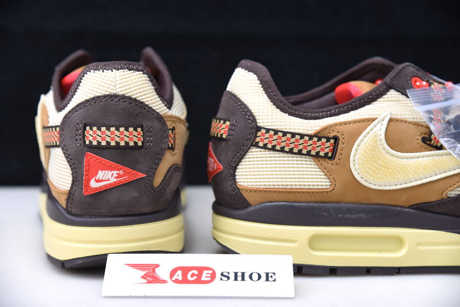 TRAVIS SCOTT X NIKE AIR MAX 1 “BAROQUE BROWN” DO9392-200