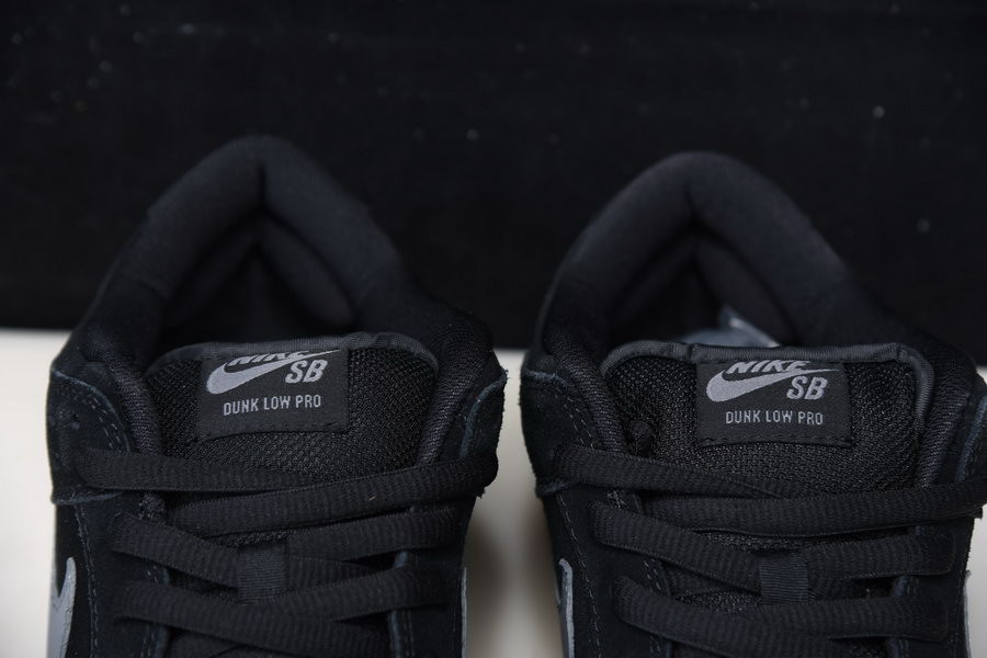 NIKE SB DUNK LOW “FOG” BQ6817-010
