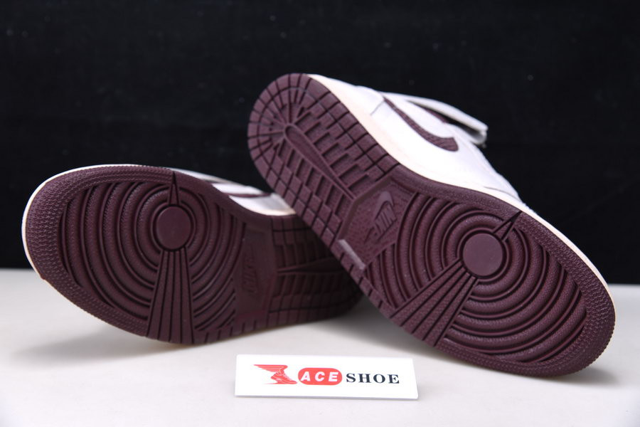 A MA MANIÉRE X AIR JORDAN 1 HIGH OG DO7097-100