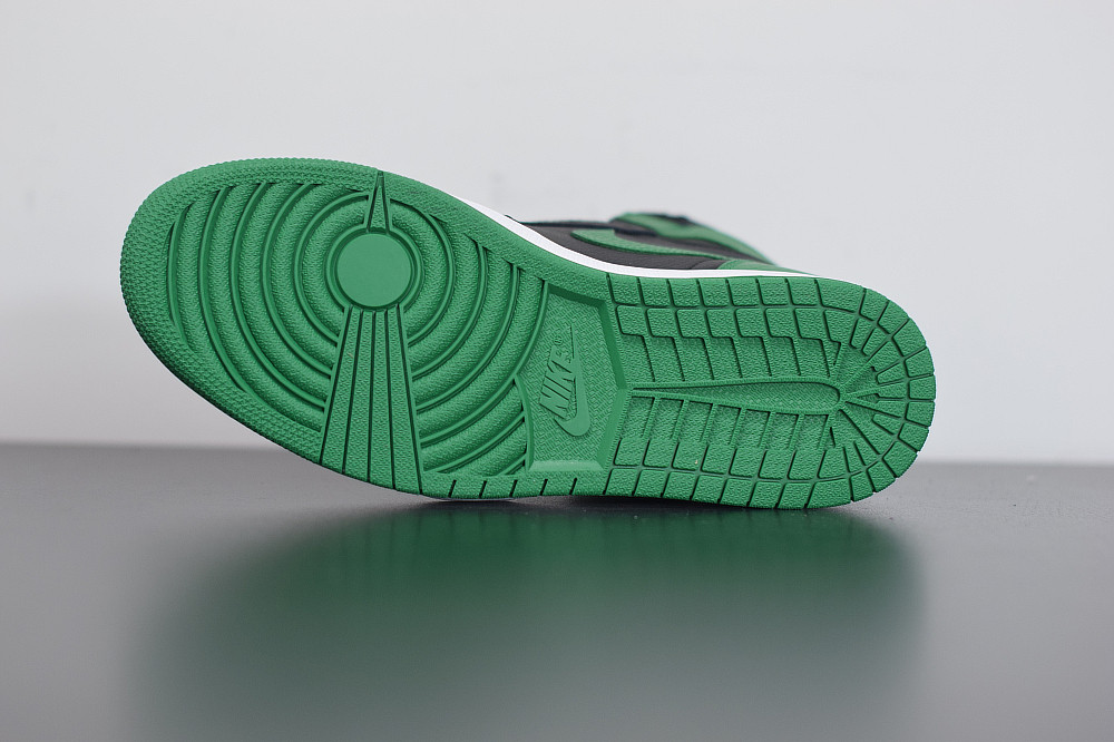 AIR JORDAN 1 PINE GREEN  555088-030