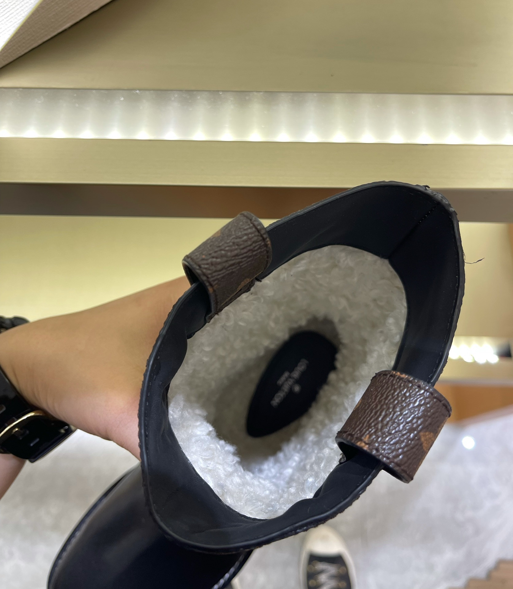 LVT BOOTS