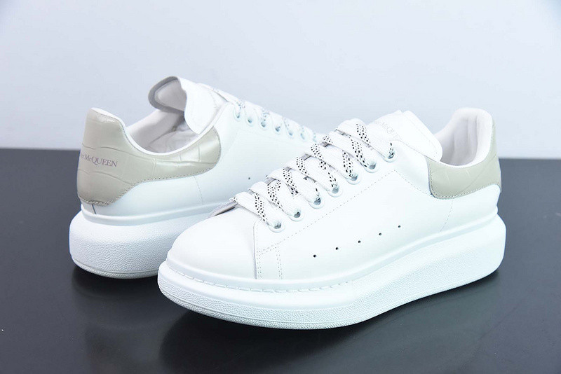 AlexER McEEN SNEAKERS