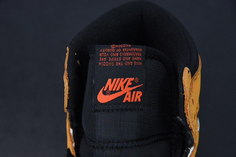 AIR JORDAN 1 ELEMENT GORE-TEX LIGHT CURRY DB2889-700