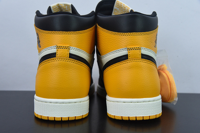 AIR JORDAN 1 HIGH OG “YELLOW TOE” 555088-711