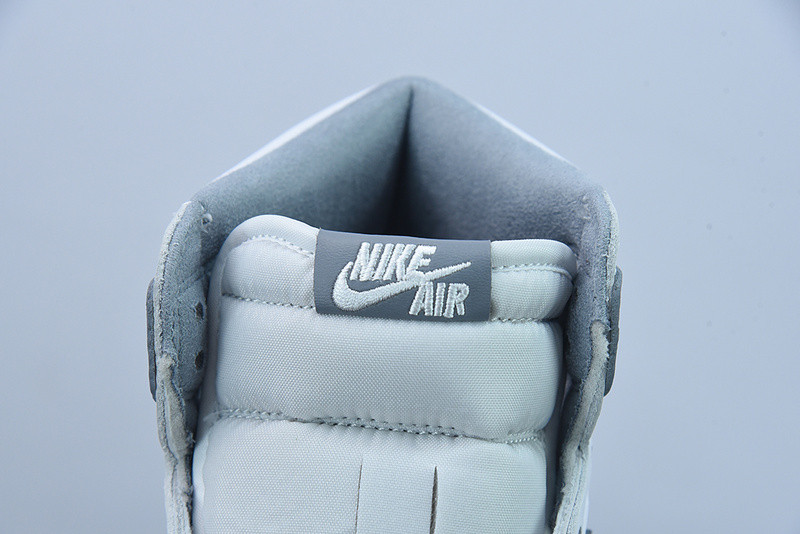 AIR JORDAN 1 HIGH OG “STEALTH