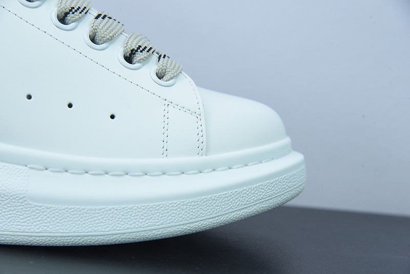 AlexER McEEN SNEAKERS