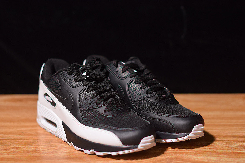 NIKE AIR MAX 90 OREO 537384-082