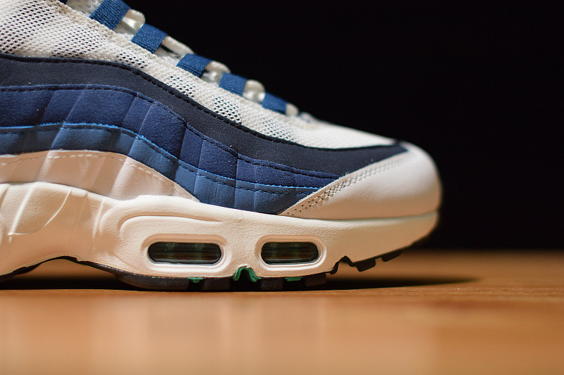 NIKE AIR MAX 95 WHITE SLATE BLUE 554970-131