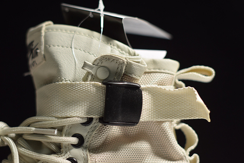 NIKE AIR FORCE 1 HIGH "SPECIAL FIELD URBAN UTILITY" (W) 857872-001