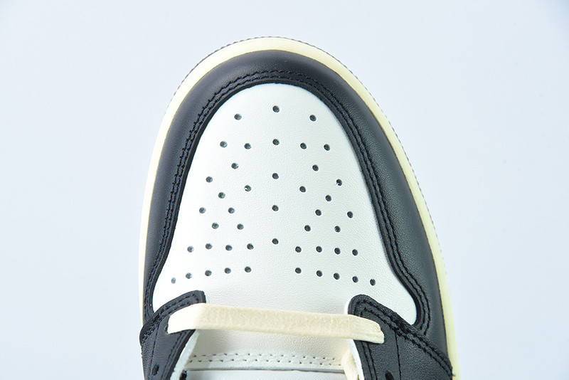 Travis Scott x Air Jordan 1 Low Dark Mocha Black CQ4277-105