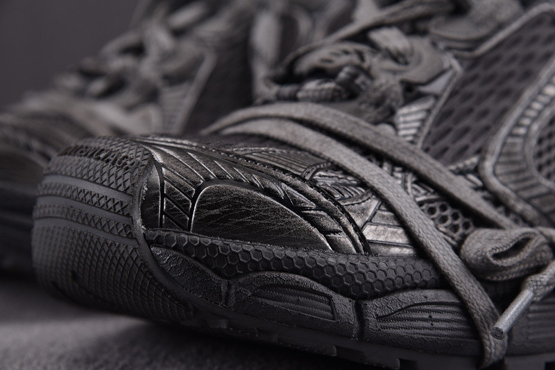 BC 3XL SNEAKER