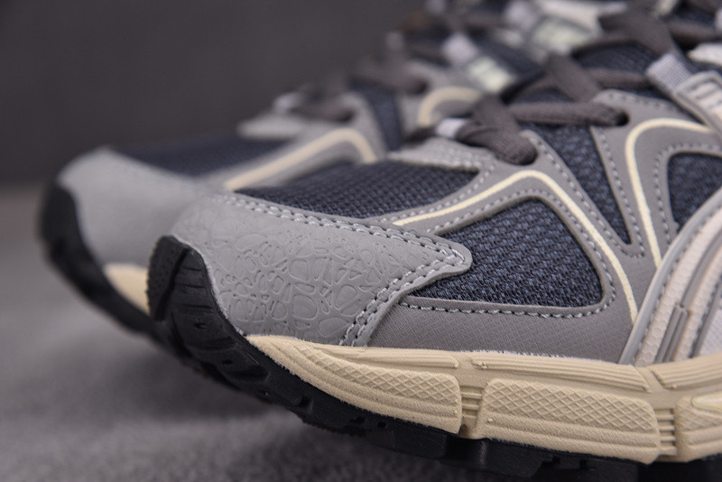 ASICS Gel‑Kahana 8