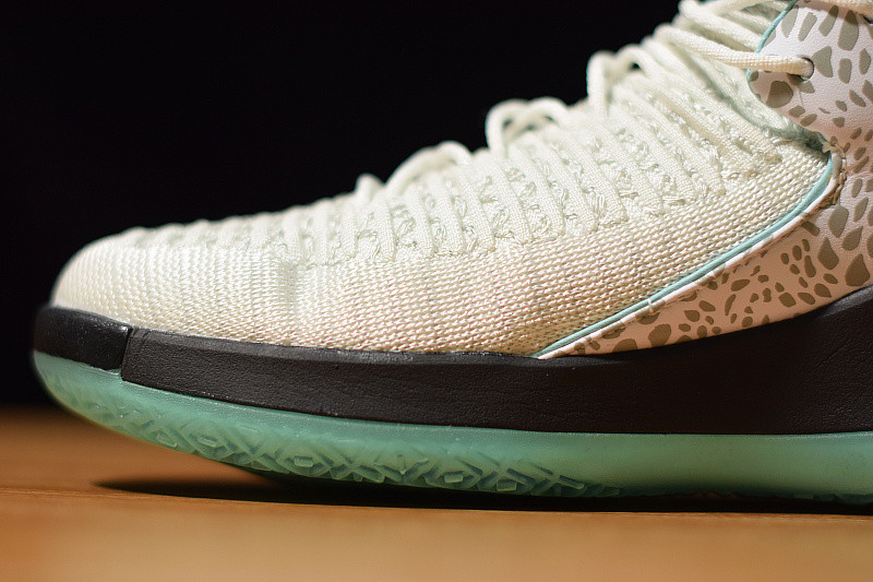 AIR JORDAN 32 LOW PF AH3347-101