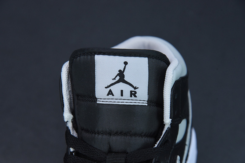 AIR JORDAN 1 MID BLACK CREY BQ6472-007