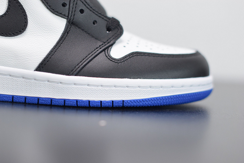 AIR JORDAN 1 X FRAGMENT "FRAGMENT" 716371-040