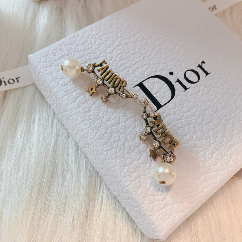 D10r earring