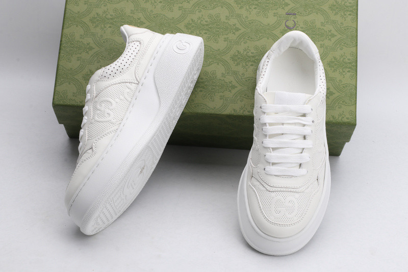 G*u*i sneaker
