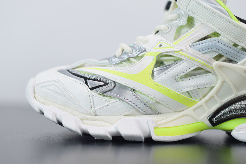 BC TRACK SNEAKER