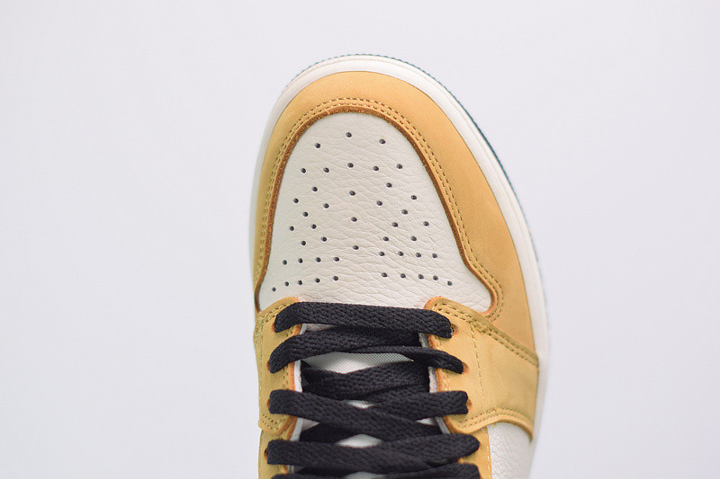 AIR JORDAN 1 RETRO HIGH ROOKIE OF THE YEAR 555088-700